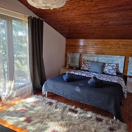 بيت للعطل Still Garden House