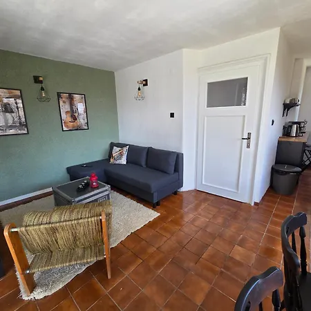 بيت للعطل Still Garden House Bezden