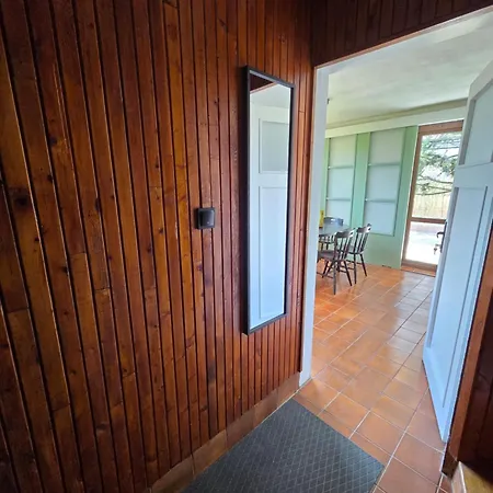 بيت للعطل Still Garden House