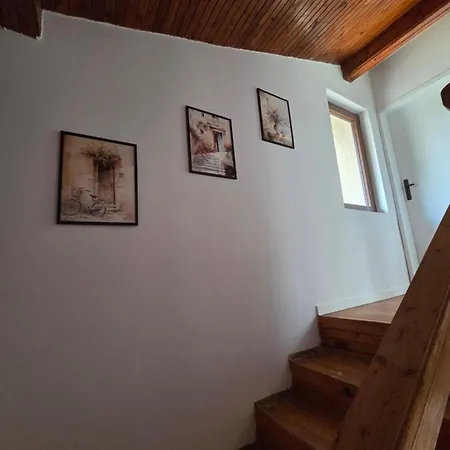 بيت للعطل Still Garden House Bezden